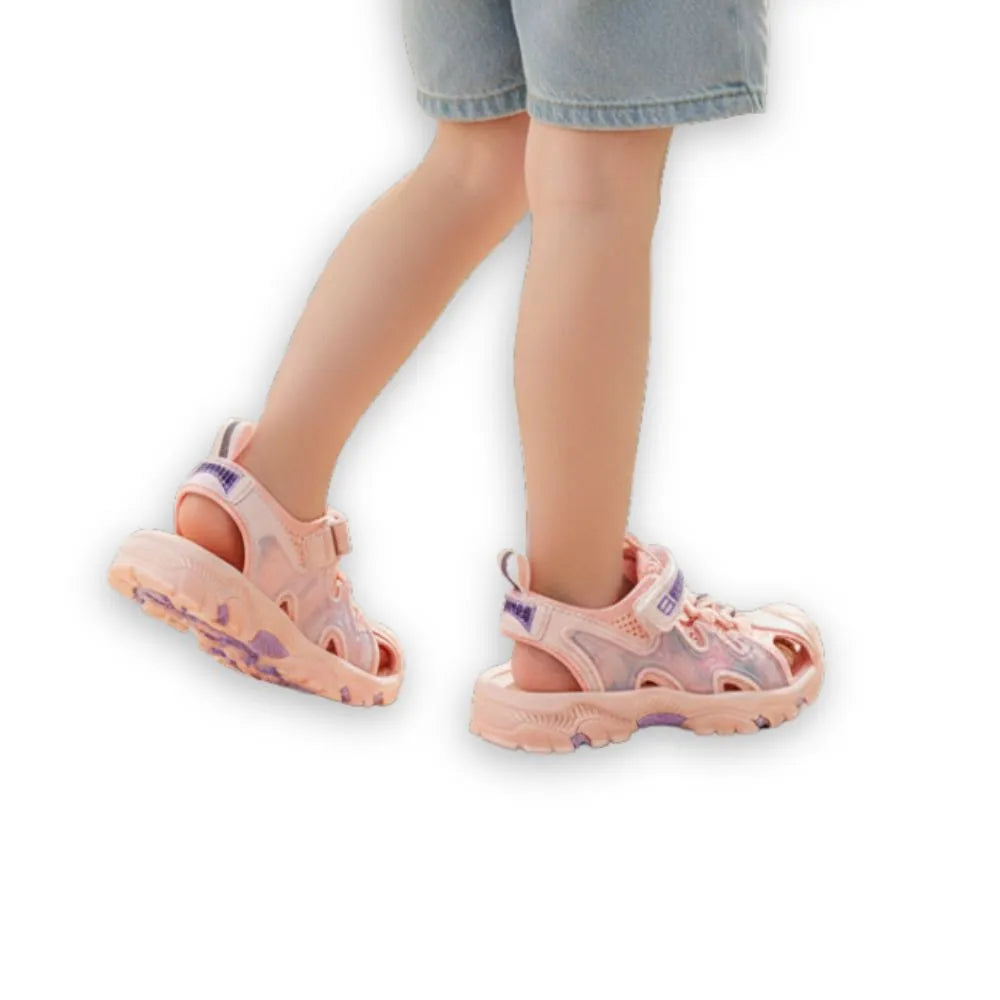 Kindersandalen voor wandelen: comfort en avontuur voor kleine ontdekkingsreizigers