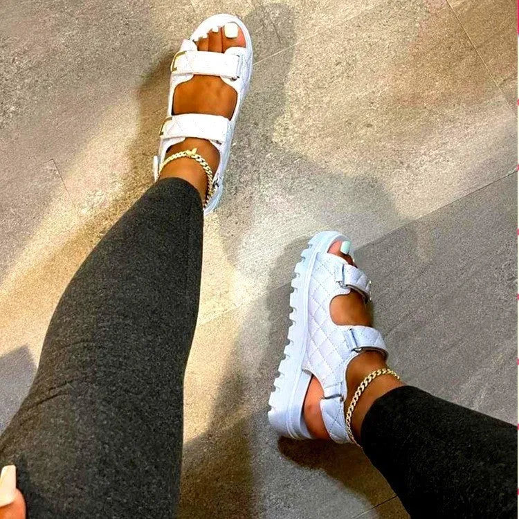 Dames sandalen met klittenband: optimaal comfort en onweerstaanbare stijl