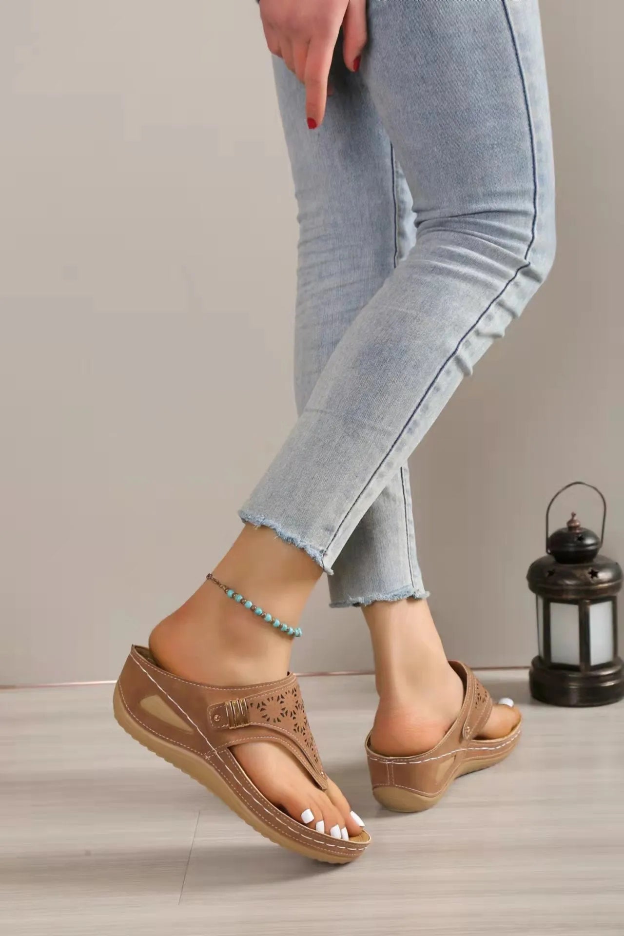 Comfortabele sandalen met sleehak van leer voor dames – Elegantie en welzijn gegarandeerd