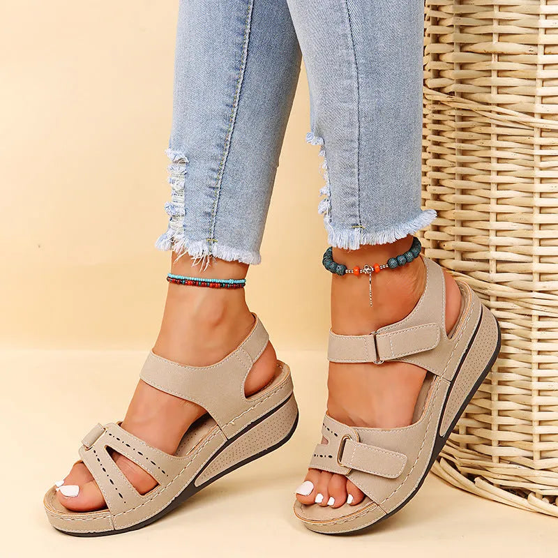 Orthopedische sandaal met sleehak – Ultiem comfort & onweerstaanbare stijl