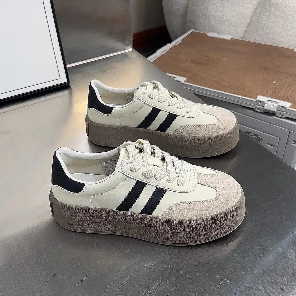 Vintage damessneakers: Ontdek de onweerstaanbare retrolook!